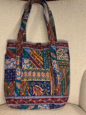 Quilted Patchwork Vera Bradley rare retired “Medley” print